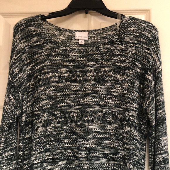 Kim Rogers - Large -Scoop Neck - Tunic Sweater -Deep Green and White - Picture 6 of 6